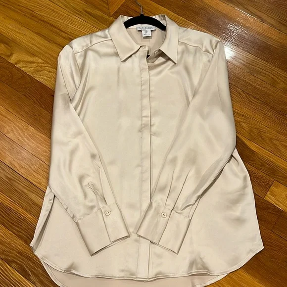 RACHEL ZOE BRAND NEW,NO TAGS JUST ATTACHED EXTRA BUTTON  LONG SLEEVE BlOUSE SZ.M - Picture 15 of 16